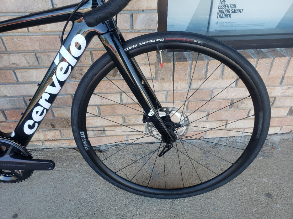 Cervelo Caledonia Disc Shimano Ultegra  Di2 12sp 2024