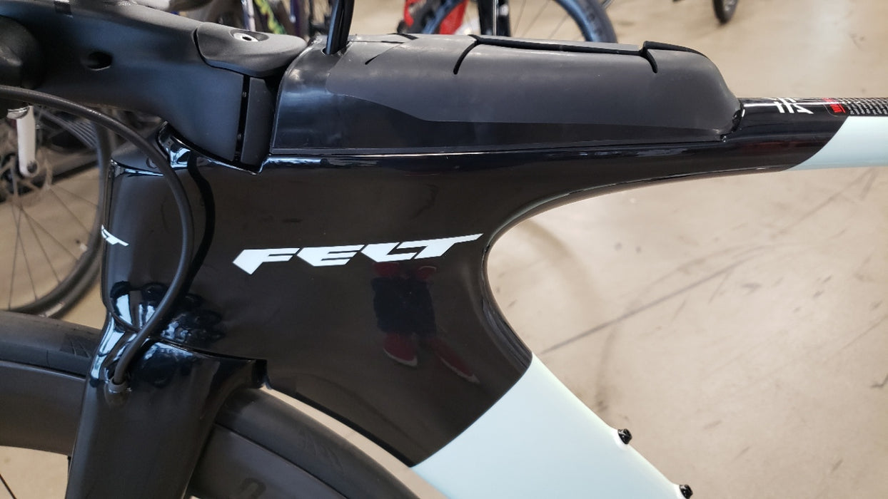 Felt IAx Advanced 105 Sage White 2025 with Reynolds AR 80 Carbon Wheels