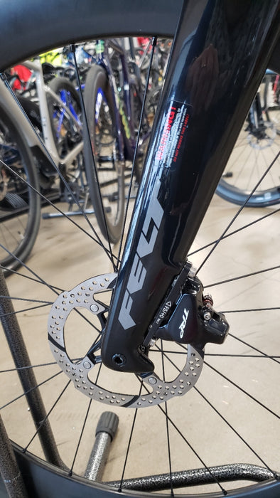 Felt IAx Advanced 105 Sage White 2025 with Reynolds AR 80 Carbon Wheels