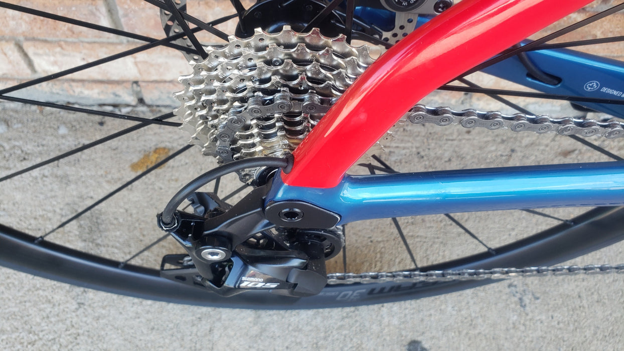 Argon 18 E-117 Shimano 105 11-speed Blue/Red