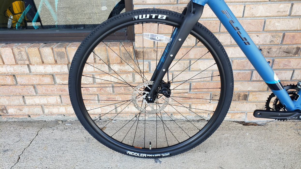 Fuji Jari 2.1 Gravel  Bike - Matte Denim Blue