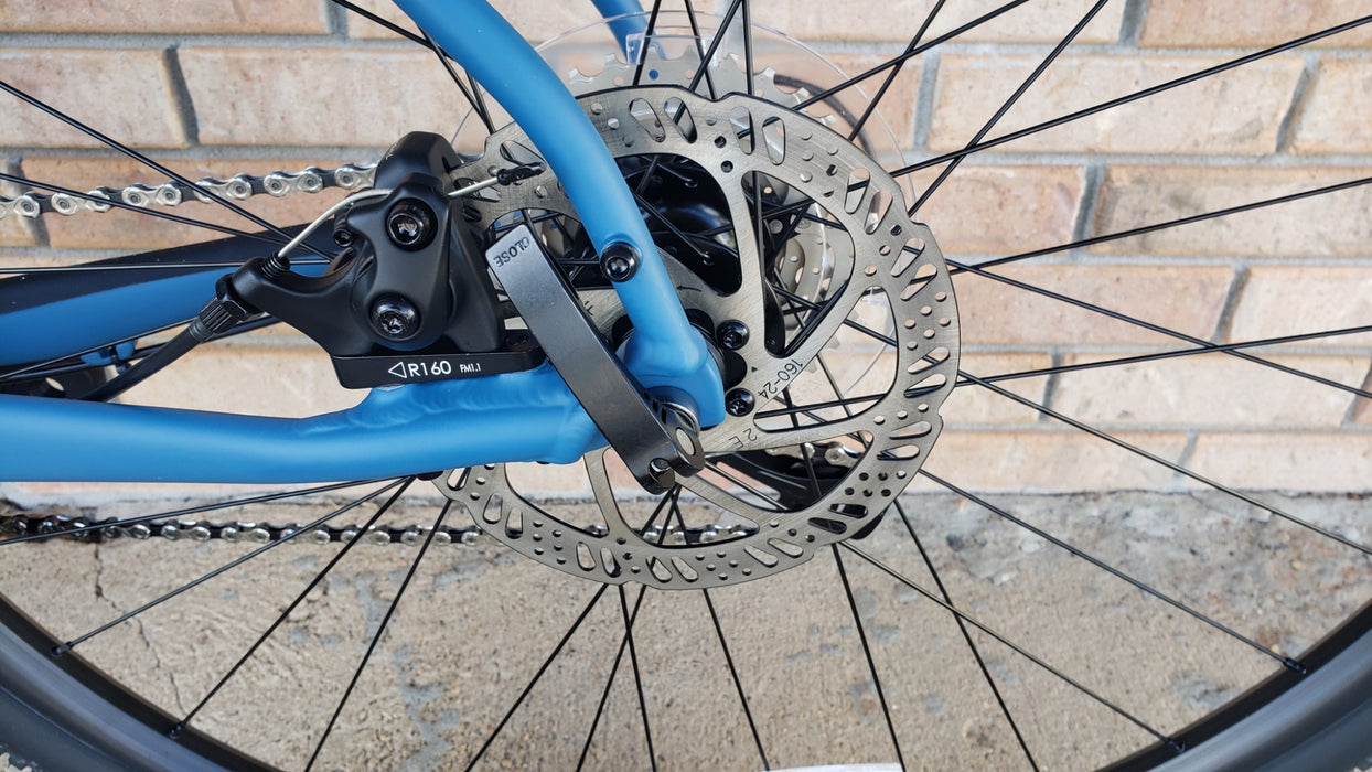 Fuji Jari 2.1 Gravel  Bike - Matte Denim Blue