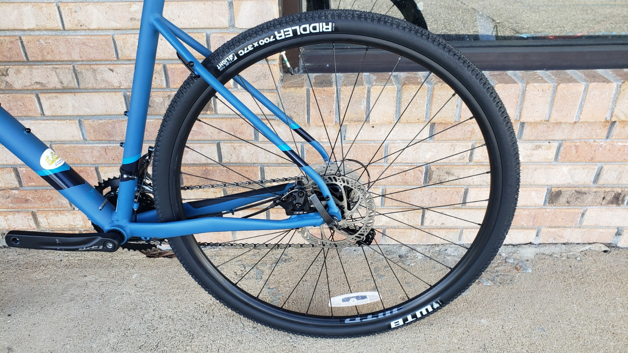 Fuji Jari 2.1 Gravel  Bike - Matte Denim Blue