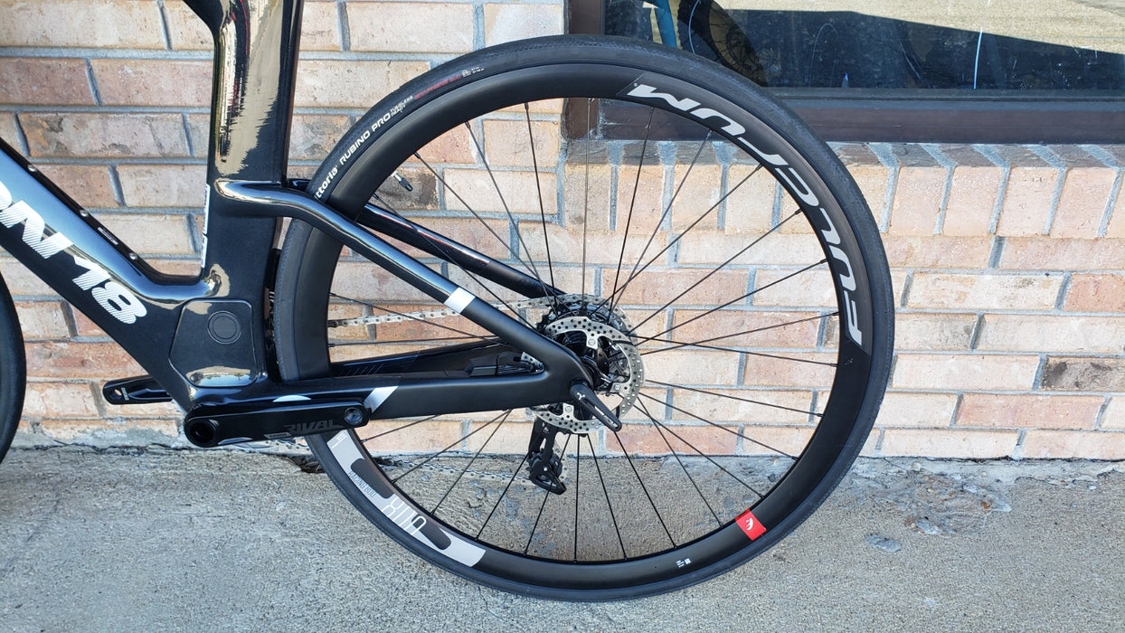 Argon 18 E-119 Constellation Black Rival AXS Sz Medium Fulcrum Wheels