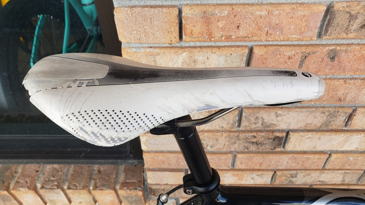 2004 Cannondale R600 M/L Gloss Black (USED)