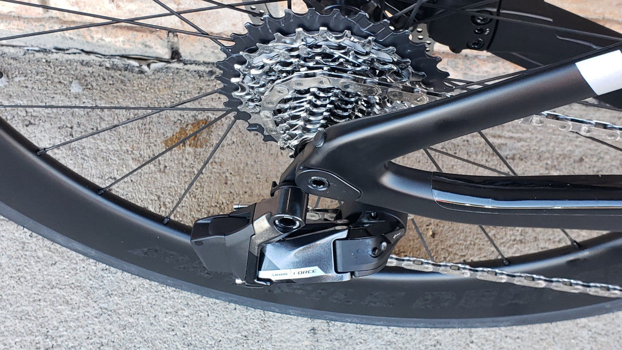 Argon 18 E-119 Custom Build SRAM Force AXS 2 x 12 w/Dual Sided Power Meter