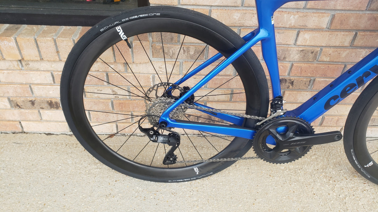Cervélo Soloist 105 with Enve 45 Carbon Wheels