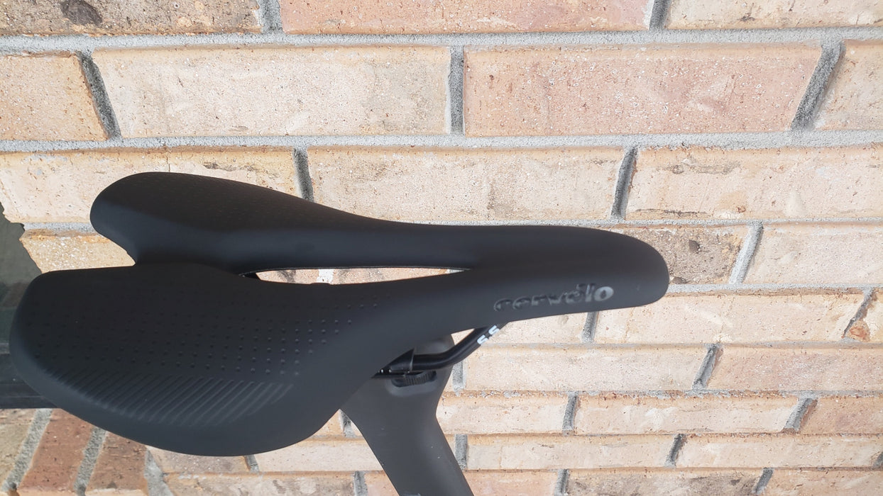 Cervélo Soloist 105 with Enve 45 Carbon Wheels