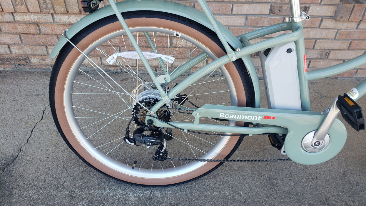 Retrospec Beaumont Rev 3 City E-Bike - Step Through