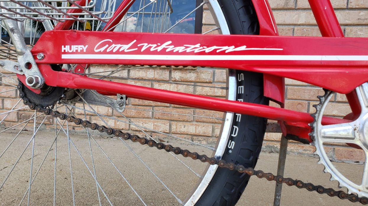 Classic Huffy "Good Vibrations" Cruiser (USED)