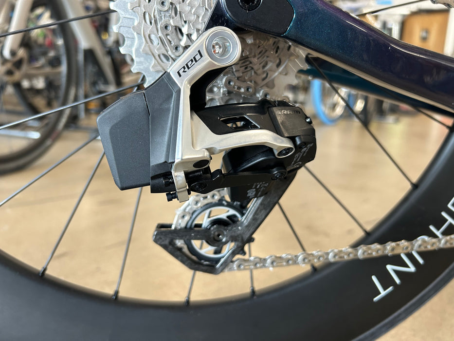 Argon 18 E-119 Tri+ Disc *NEW* SRAM RED AXS eTap w Hunt Carbon Wheelset - Dig Me Beach Reflects