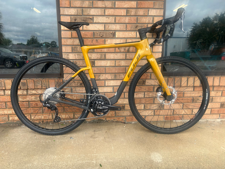 Fuji Jari Carbon 1.1 GRX RX820 2 x 12 sp Gravel Bike