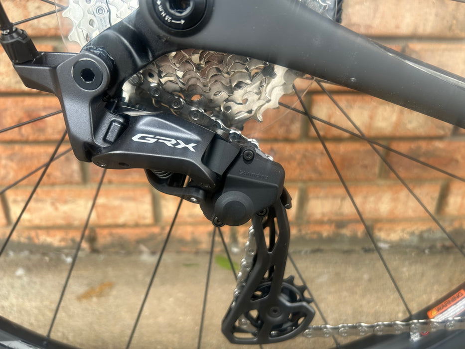 Fuji Jari Carbon 1.1 GRX RX820 2 x 12 sp Gravel Bike