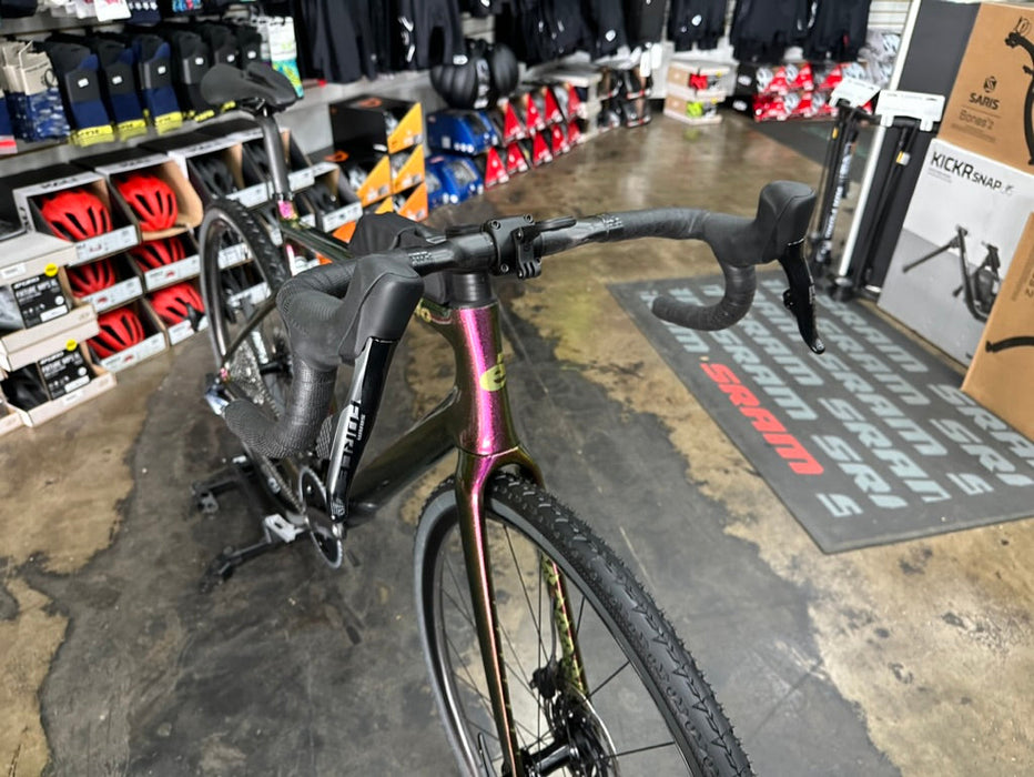 Cervelo Áspero-5 SRAM Force e-Tap AXS 2X ENVE AG25