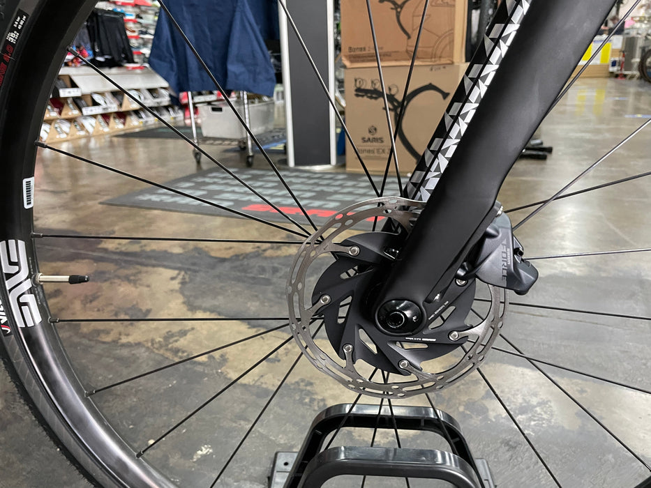 Cervelo Áspero-5 SRAM Force e-Tap AXS 2X ENVE AG25