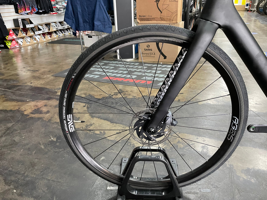 Cervelo Áspero-5 SRAM Force e-Tap AXS 2X ENVE AG25